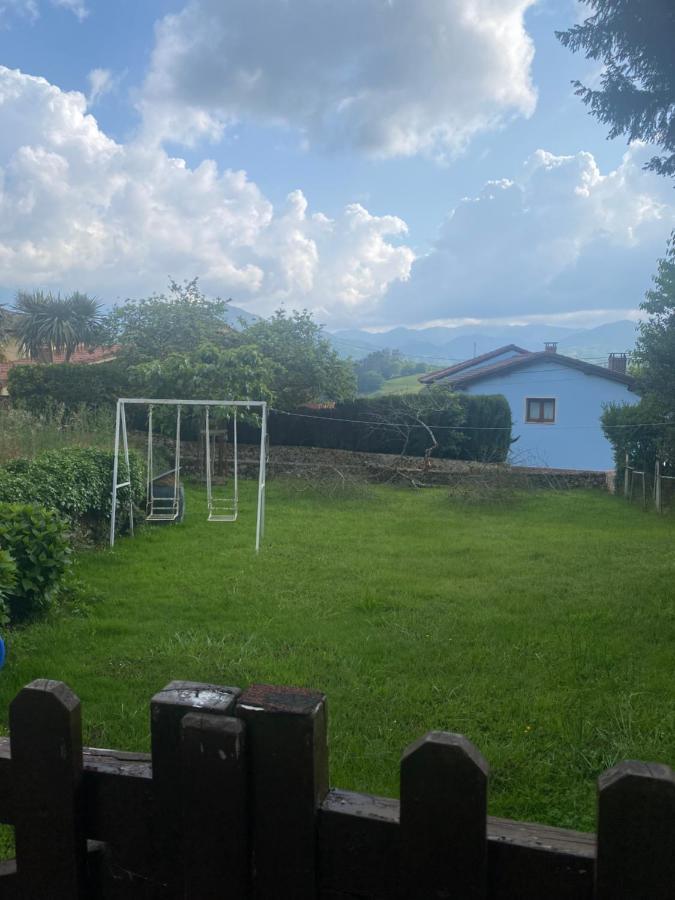 Casa Luisa Biedes, Pilona Villa Infiesto Eksteriør bilde