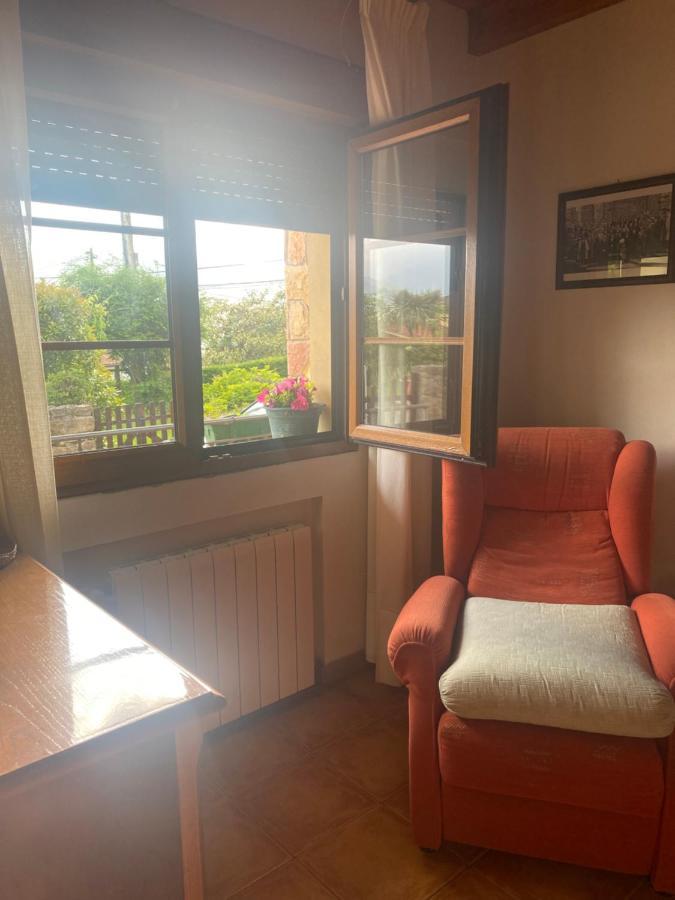 Casa Luisa Biedes, Pilona Villa Infiesto Eksteriør bilde