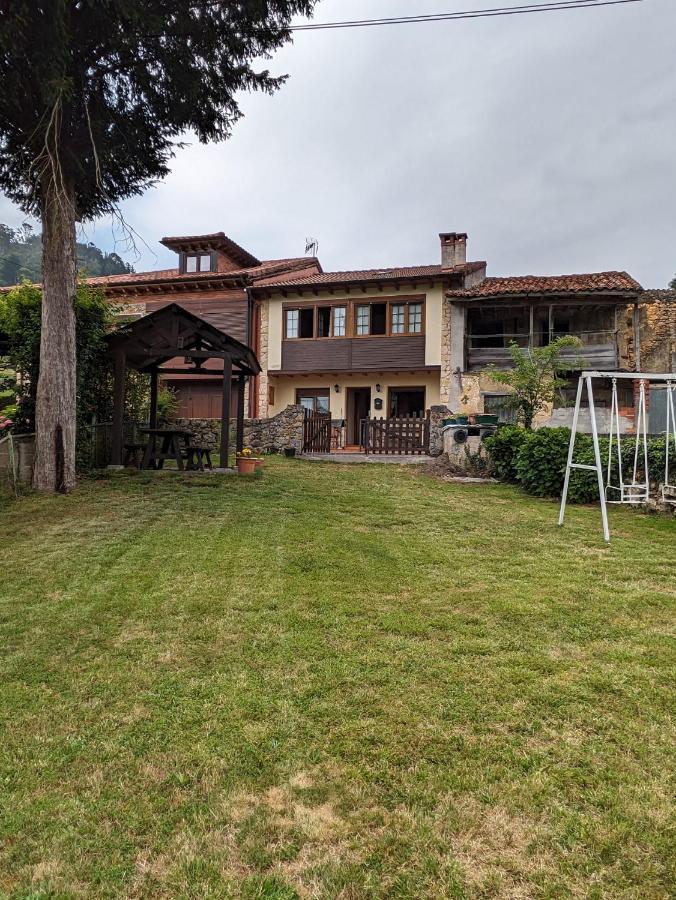 Casa Luisa Biedes, Pilona Villa Infiesto Eksteriør bilde